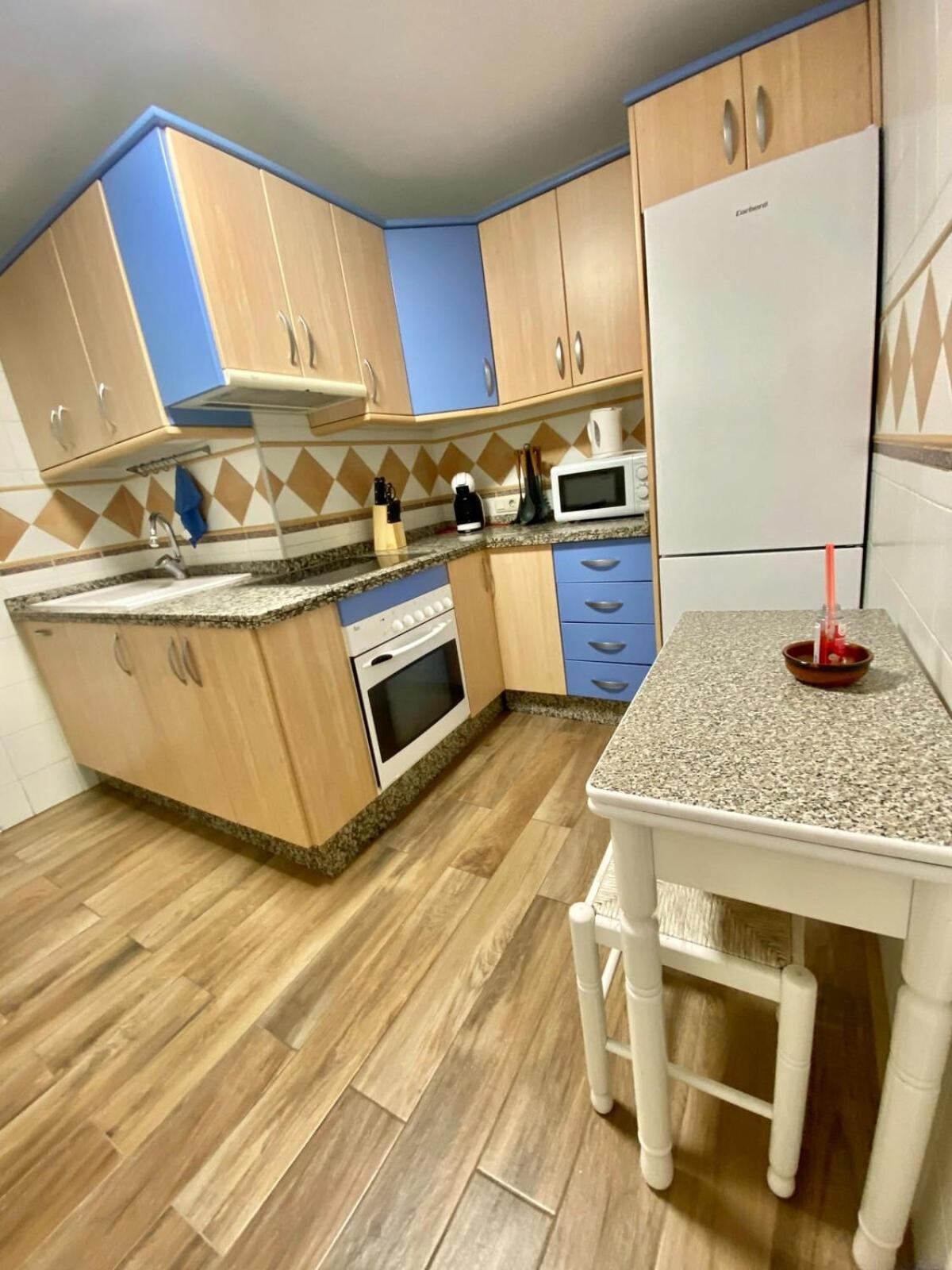 נרחה Shr042 Centrico Apartamento De Tres Habitaciones מראה חיצוני תמונה