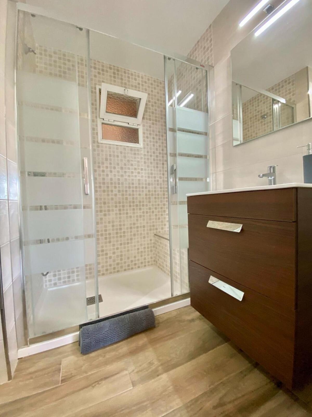 נרחה Shr042 Centrico Apartamento De Tres Habitaciones מראה חיצוני תמונה